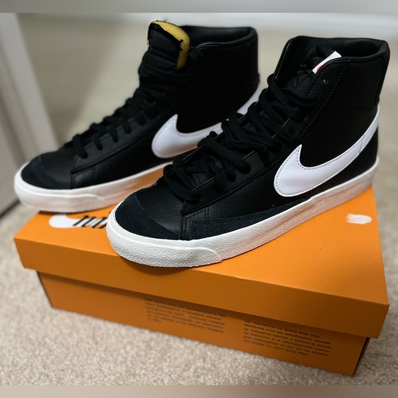 Nike Blazer Mid ‘77 VNTG, Black, Size 10 - Picture 1 of 5
